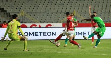 إلغاء هدف للأهلى أمام المصرى بعد اللجوء إلى الـ “VAR” وطاهر طاهر يضيف الثانى..صور