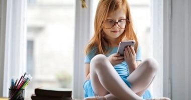 الامتحانات قربت.. إزاي تساعد أبناءك على تقليل وقت الشاشات؟
