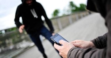 تجديد حبس المتهم بسرقة هواتف المحمول بأسلوب المغافلة فى الشرابية