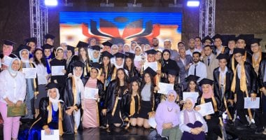 تجربة علمية ملهمة.. الاحتفال بمرور 10 سنوات على افتتاح المدرسة المصرية بزايد