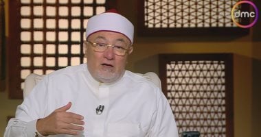 خالد الجندي: نركز على المال والمظاهر والغنى الحقيقي هو الاستغناء