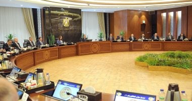 مدبولى: مواجهة مخالفات البناء والتعديات على الأراضى الزراعية جزء من تقييم أداء أي محافظ